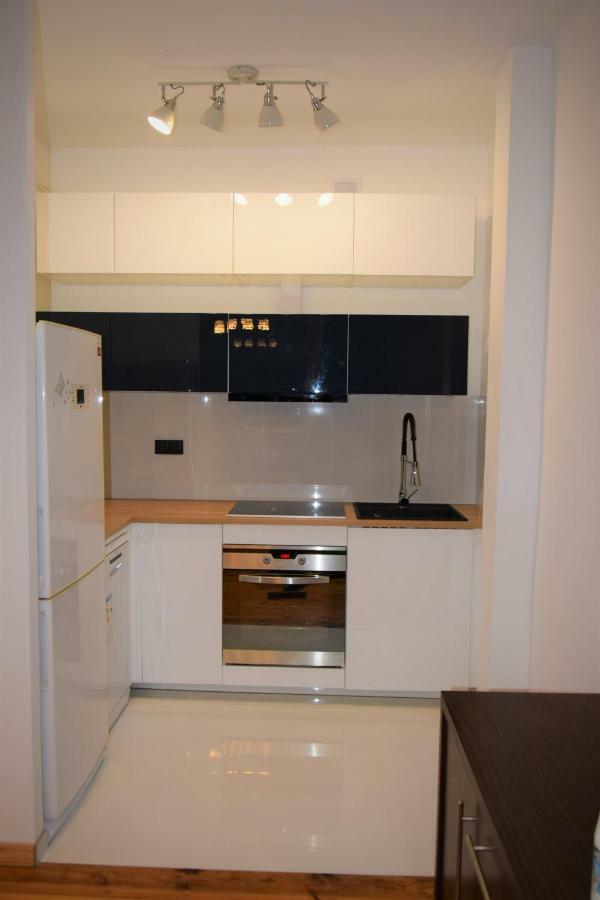 Apartament 2-Pokojowy Gdynia Swietojanska Esterno foto