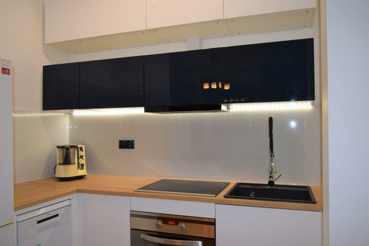 Apartament 2-Pokojowy Gdynia Swietojanska Esterno foto