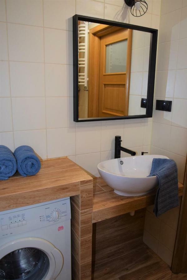 Apartament 2-Pokojowy Gdynia Swietojanska Esterno foto